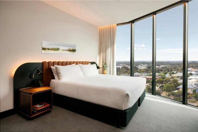 Crowne Plaza Adelaide Mawson Lakes By Ihg Esterno foto