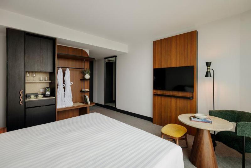 Crowne Plaza Adelaide Mawson Lakes By Ihg Esterno foto